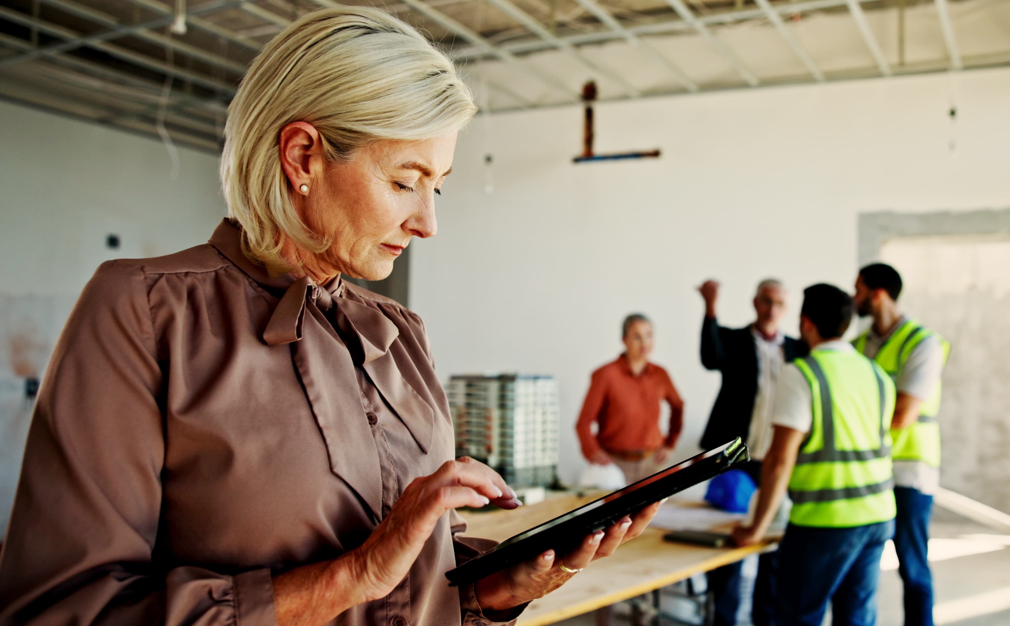 Employee securely accessing business systems while working remotely